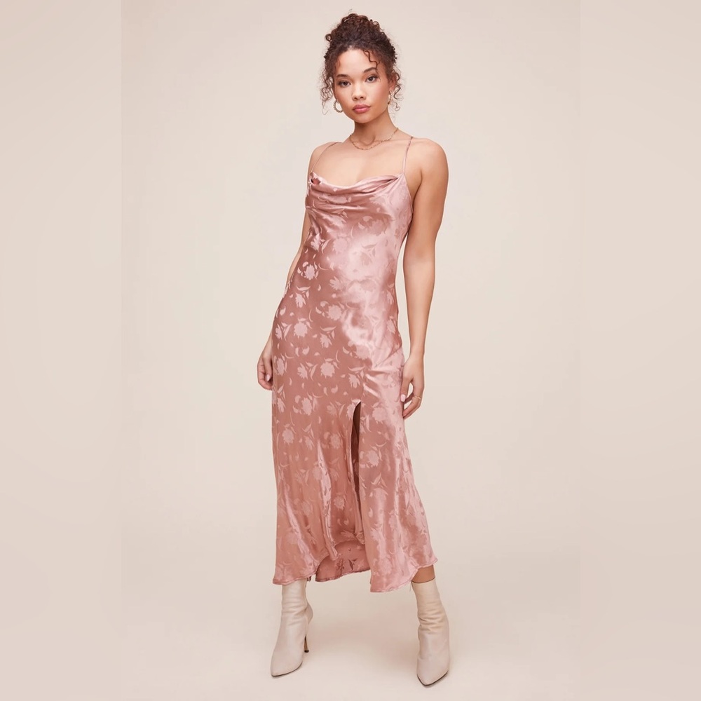 ASTR Gaia Floral Jacquard Midi Dress